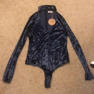 Choker velvet Bodysuit